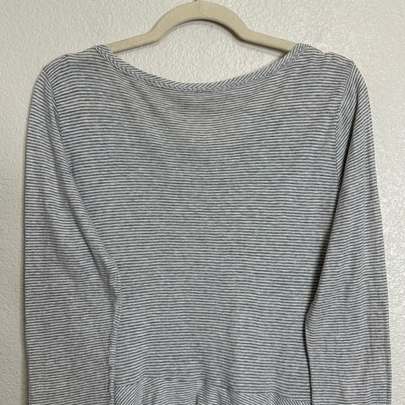 Rebecca Taylor 100% Cotton Gray Cream Striped Knit Peplum Top, Sz Large - Picture 7 of 12